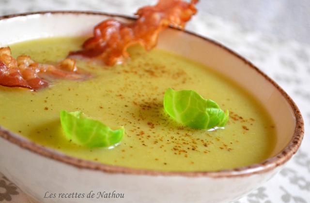 Soupe aux choux de Bruxelles à la muscade et lard grillé - Photo par Invité