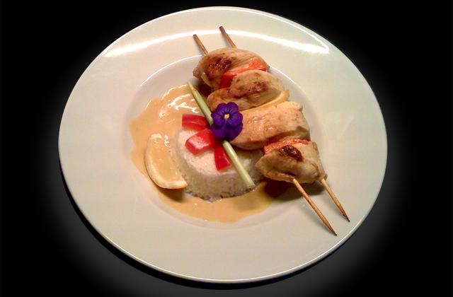 Brochettes de poulet sauce Satay - Photo par Ma boîte à diners
