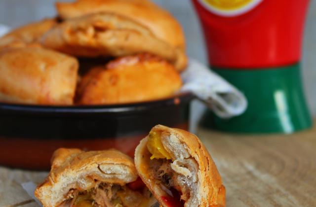 Empanadas au thon, aux poivrons et au ketchup Amora - Photo par Amora