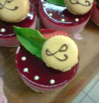 Entremet fraise et sa gelée miroir - Photo par 750g