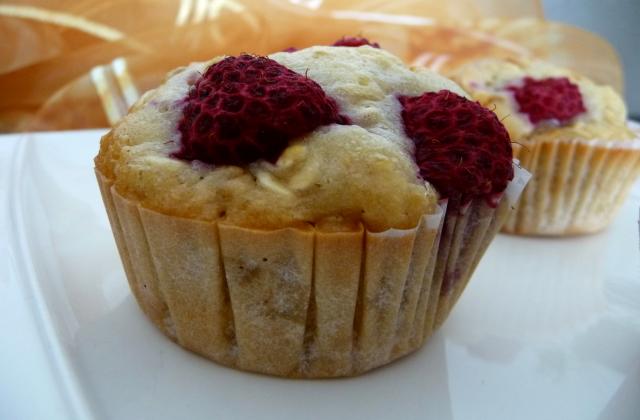 Muffins aux framboises & flocons d'avoine - chouya