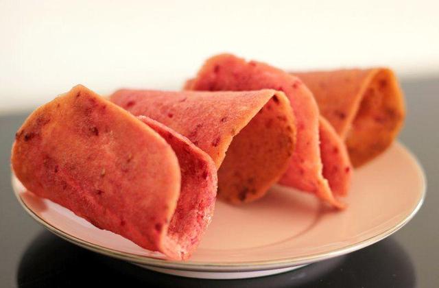 Tuiles croustillantes aux framboises - Photo par saveurs choc n roudoudou