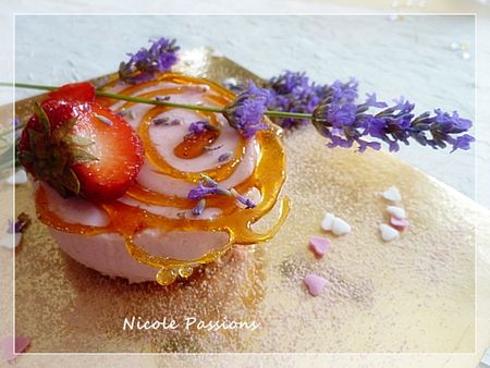 Cheesecake aux fraises et lavande - nicole4X