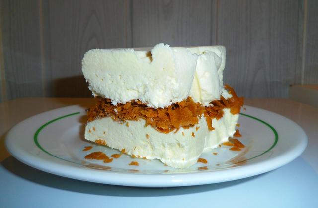Parfait glacé au chocolat blanc - Photo par blandinde