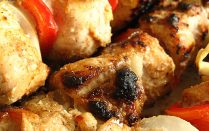 Brochettes de porc marinées au massalé - sherau