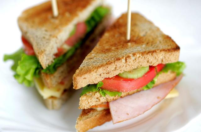 Club sandwich au poulet - Photo par 750g