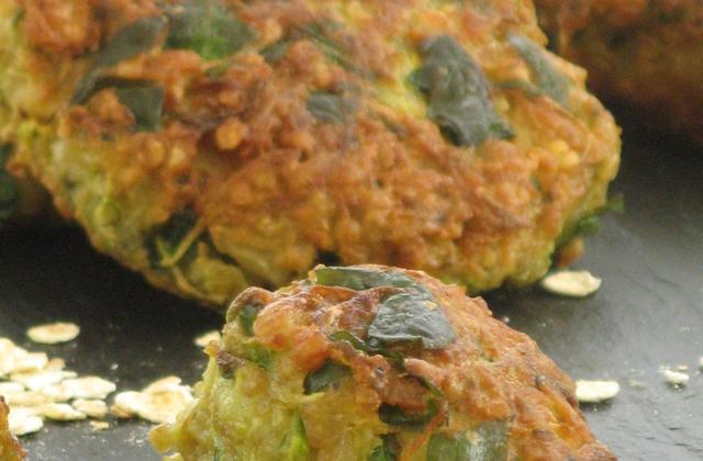 Galettes de flocons d'avoine oignons et courgette - Photo par karine974