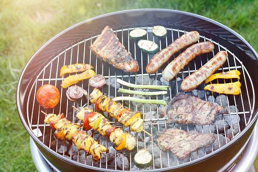 10 conseils pour cuisiner au barbecue quand on a pas fait les scouts  - 750g