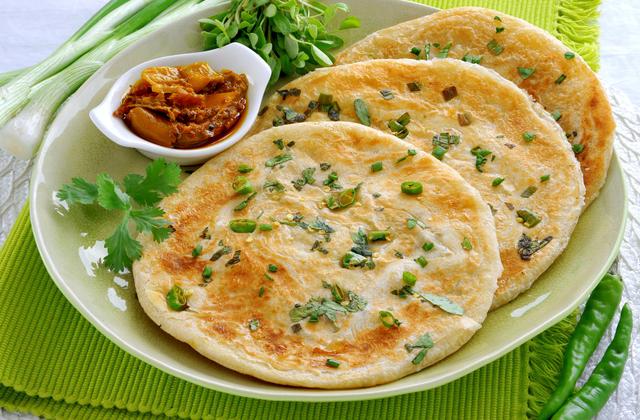 Pains indiens paratha aux épinards et épices - Photo par Chef Christophe
