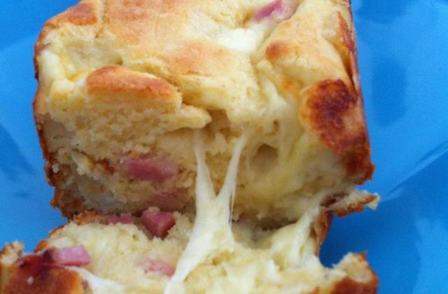Cake jambon mozzarella - Photo par moultifroui