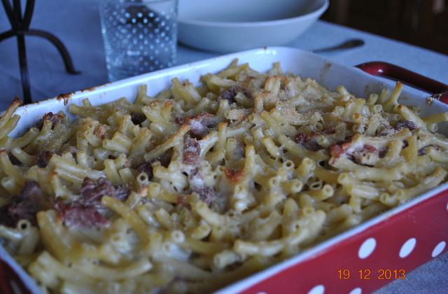 Macaroni gratinées au jambon de parme - Photo par sucette violette