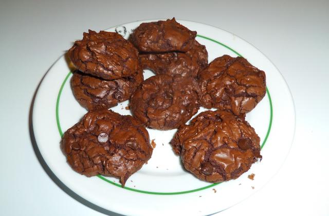 Cookies tout chocolat classiques - Photo par blandinde