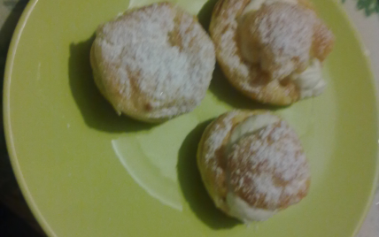 Choux à la chantilly comme à la pâtisserie - Photo par sherlef