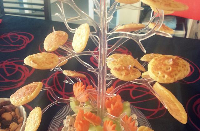 Tapas de blinis au thon et fromage blanc - Photo par mickeyJk