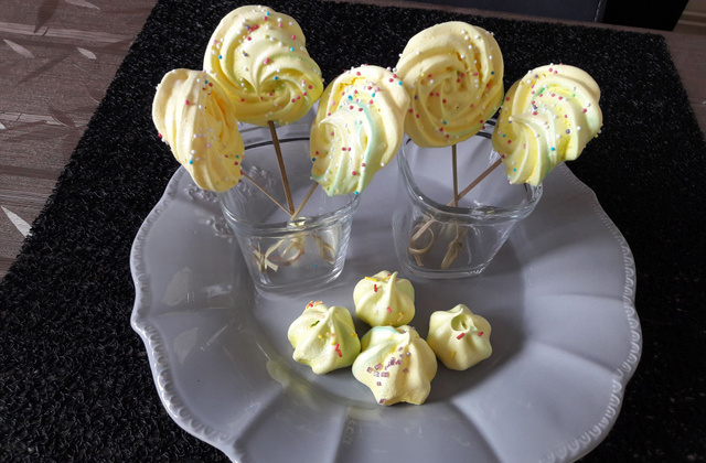 Recette Meringues En Sucettes 750g