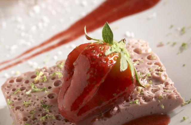 Nuage de fraises exotique - Photo par Mon dessert de fraises Andros