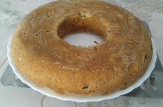 Cake apéro jambon chiffonnade et olives vertes - Photo par vivix16