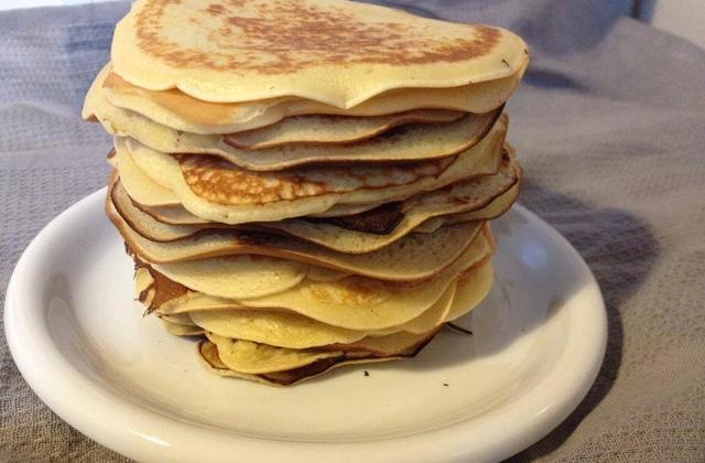 Pancakes moelleux pour le brunch - Photo par la cuisine de juju