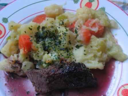 Rôti de bœuf au vin rouge - Photo par micett
