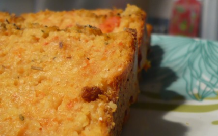 Cake croustillant à la carotte et à la polenta - Photo par titecoyote