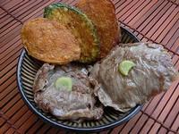 Fines tranches de filet de bœuf au wasabi servi avec ses petits beignets aériens - Orts