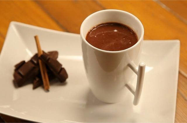 Chocolat chaud à l’eau (sans lait) - Photo par 750g