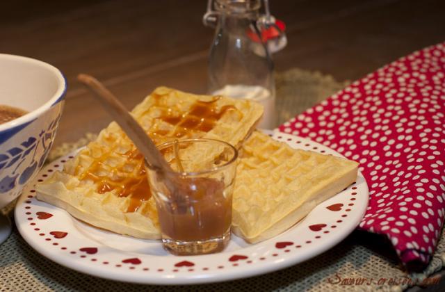 Gaufres à la crème de caramel au beurre salé - Photo par saveurscroisees