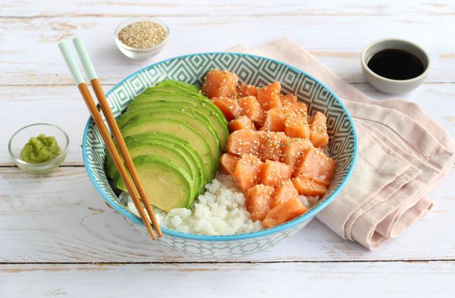 Sushi bowl saumon avocat - Photo par Silvia Santucci