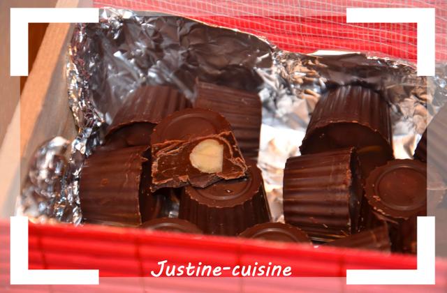 Petits chocolats fourrés au caramel beurre salé, chocolat au lait et noisette - Photo par justinVjU