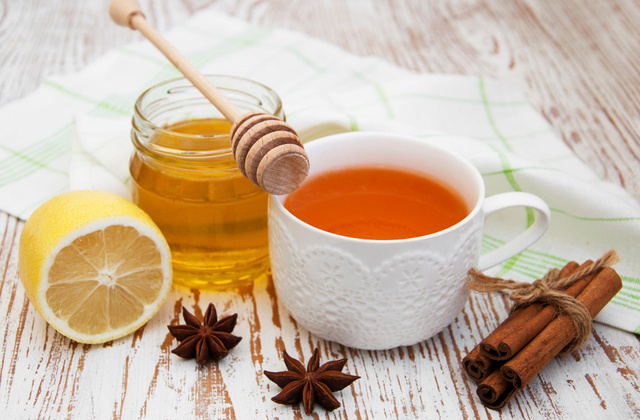 10 remèdes naturels contre le mal de gorge