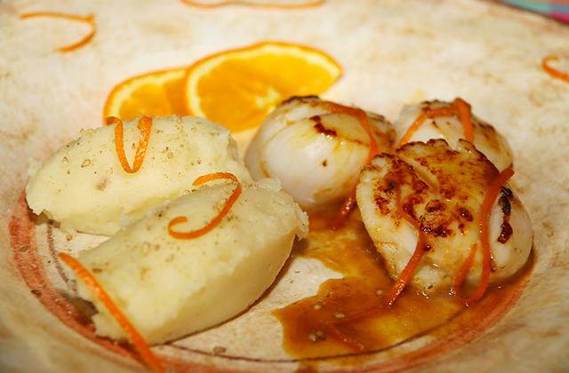 Noix de St-Jacques et purée de cerfeuil tubéreux - Photo par jackieyZ