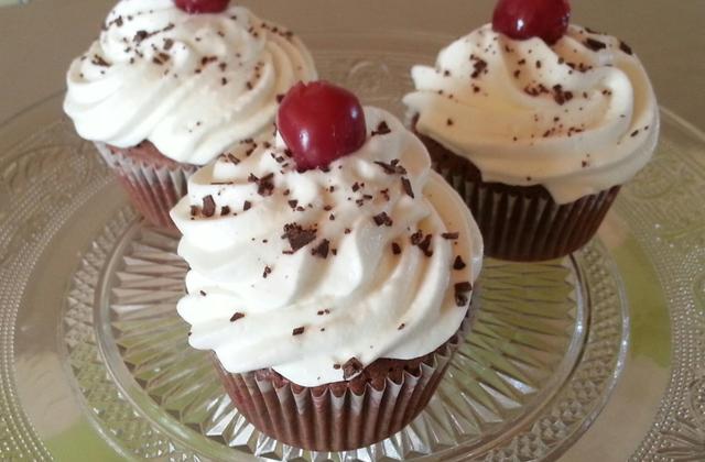 Cupcakes version Forêt noire... - monpetitgraindecel