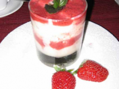 Tiramisu acidulé fraises et kiwis - Photo par tio681