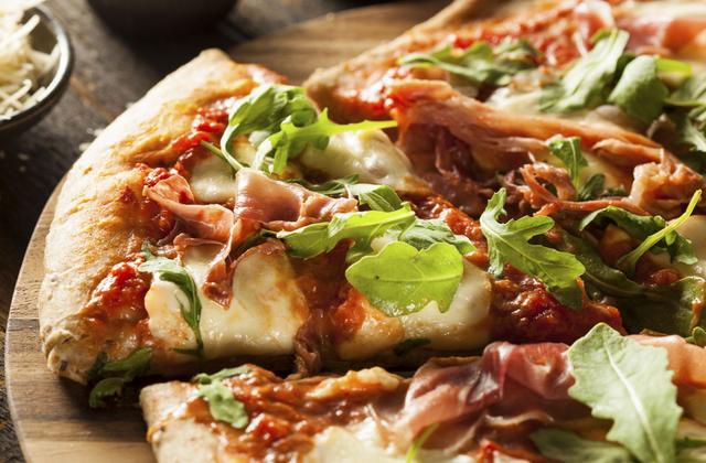 Pizza au Prosciutto et roquette - Photo par Chef Christophe