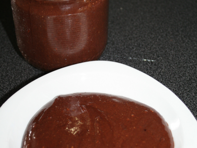 Pâte à tartiner aux noisettes et à l'huile d'argan - Photo par CARDAMOME