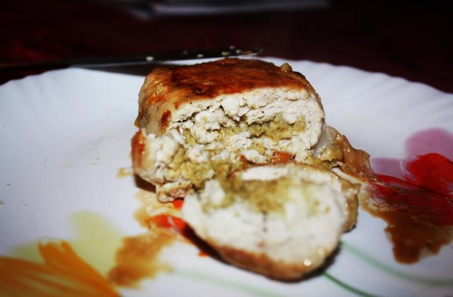 Crépine de poulet, purée de choux Bruxelles - Photo par macarena