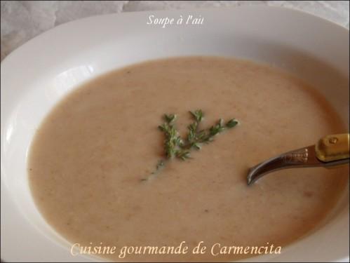Soupe à l'ail et à la sauge - Photo par Carmen