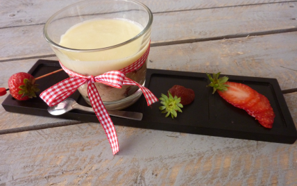 Risotto fraise et fraises séchées crème de chocolat blanc - Photo par beltran