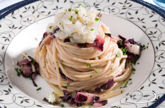 Spaghetti au radicchio et tartare de crevettes - Barilla