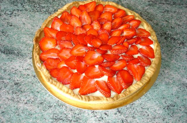 Tarte aux fraises, crème semi-mousseline et caviar de vanille - Photo par stephjh