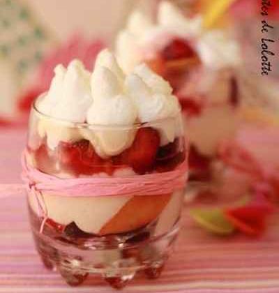 Verrine méli-melo de fruits d'été, grapefruit curd et chantilly - Photo par lolottf
