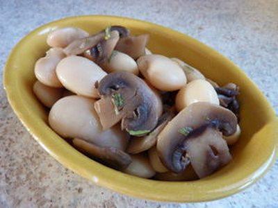 Poêlée d'automne aux champignons et haricots de Soissons - Photo par océane123