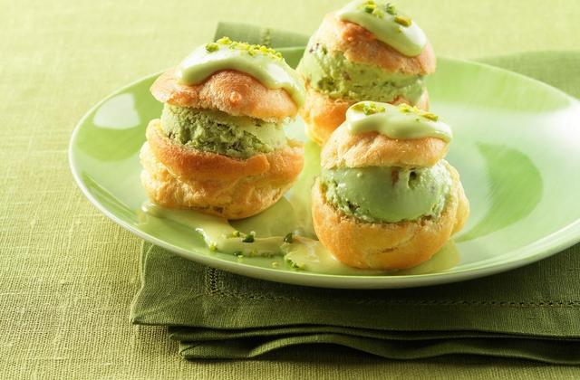 Profiteroles à la pistache - Photo par Cedus Le sucre