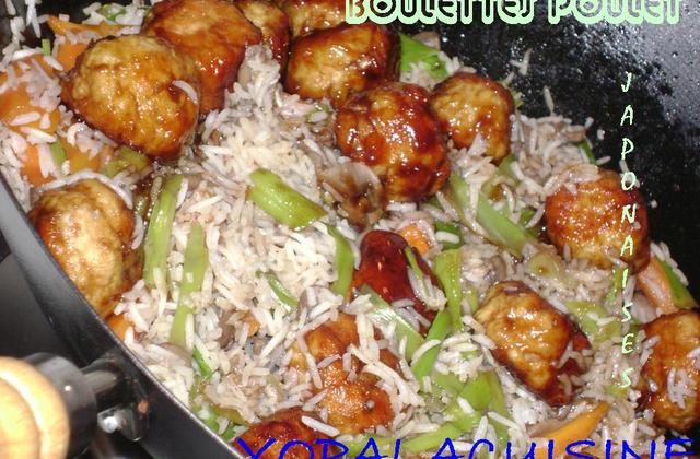 Boulettes de poulet aux accents japonais et leur riz sauté aux légumes - Photo par yopala
