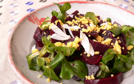 Salade de mâche, betterave et œuf dur - Photo par Chef Damien