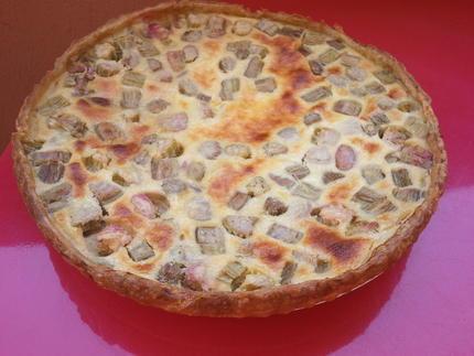 Tarte à la rhubarbe fruitée et rafraîchissante - Photo par weneverknow