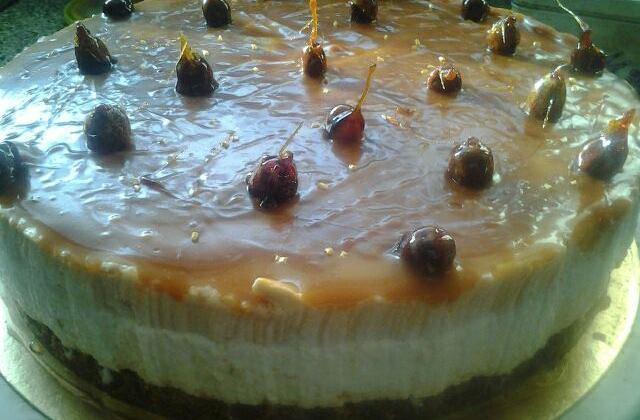 Entremets pommes et caramel au beurre salé - Photo par carolinec