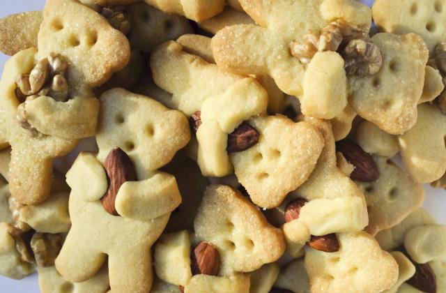 Petits biscuits ours aux amandes et aux noix - Photo par 750g