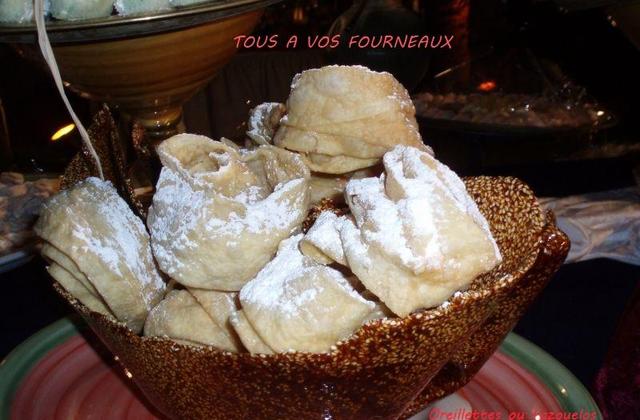 Oreillettes ou Fazouelos - Photo par chouchouandco