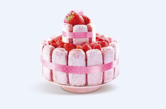 Charlotte aux fraises aux biscuits de Reims - Photo par Fossier